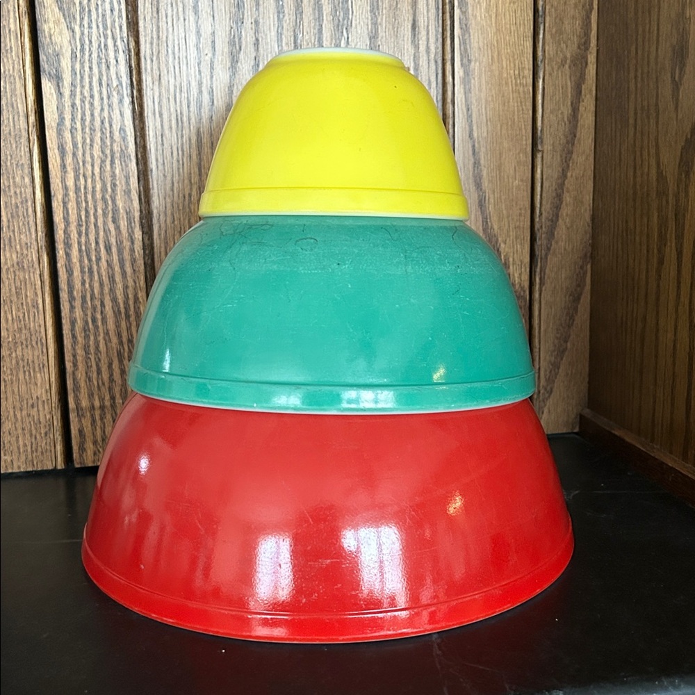 40s Vintage Pyrex Primary Colors Mixing Bowl Set 3‎ 401 402 404 red yellow green